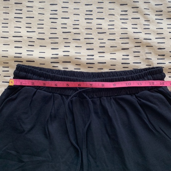 SHEIN tank top and matching pant set - Picture 5 of 6